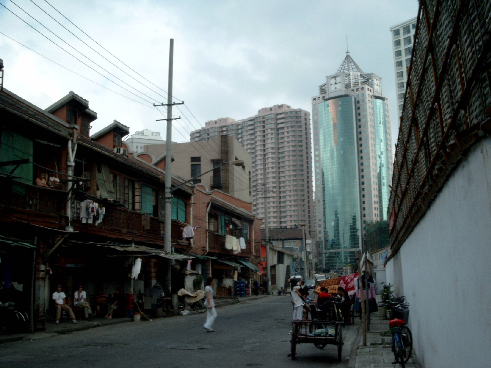 "Matchmaking at SuzhouCreek", Eastlink Gallery, Shanghai